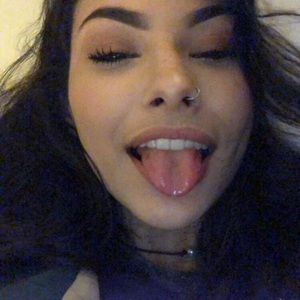 Meet your Posher, Celia